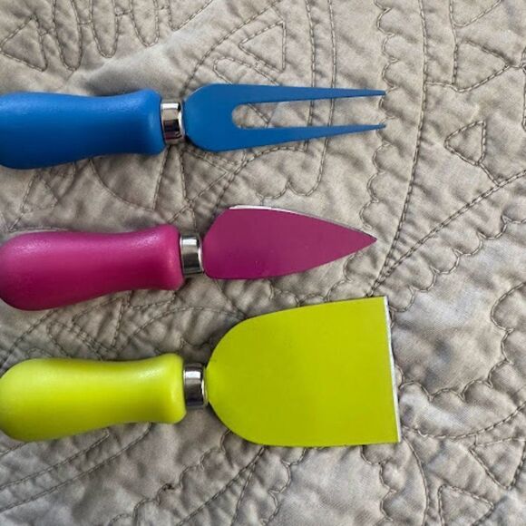 Cheese Knife Set  - Picture 3 of 3